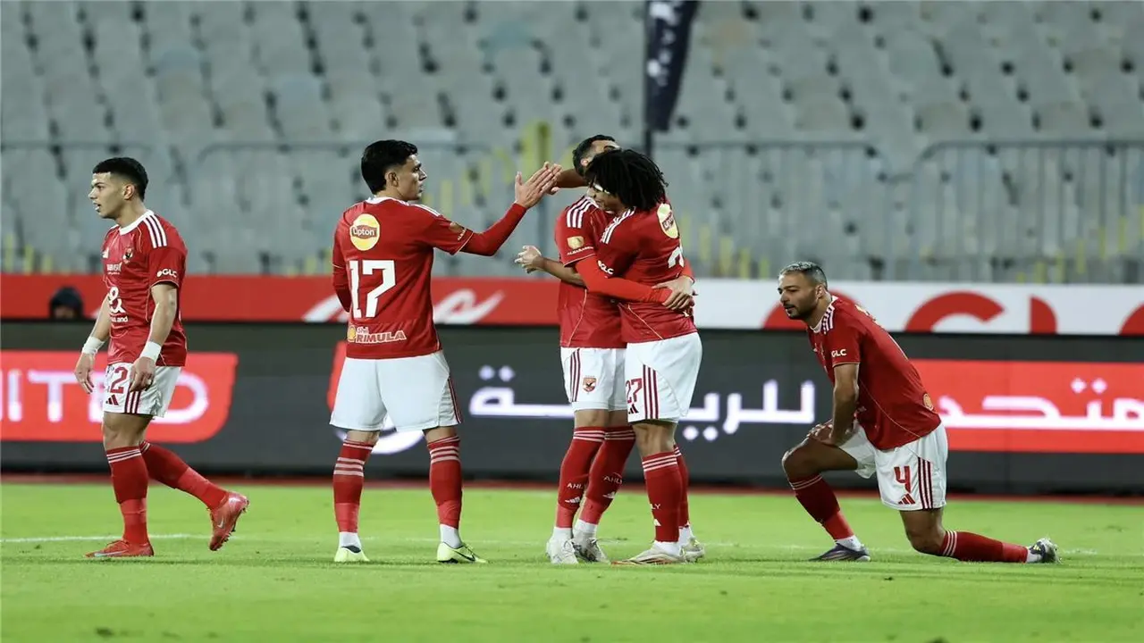 الأهلي يوافق على انتقال لاعبه إلى الدوري الإسباني.. وجلسة مرتقبة لحسم الصفقة
